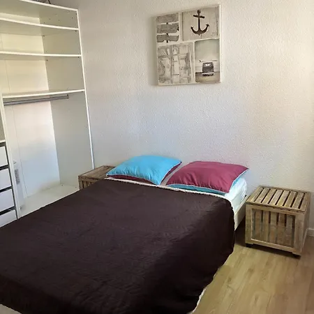 Charmante Maison 2 Ch Avec Cour Hébergement de vacances *