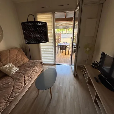 Charmante Maison 2 Ch Avec Cour